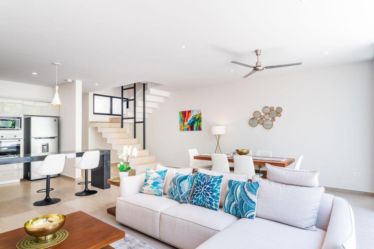 Entire House- 3br With Private Roof Deck